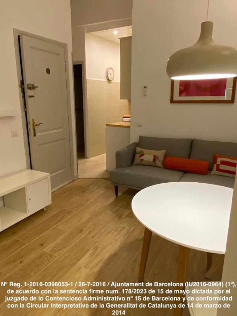 Ramblas Bcn Apartment *